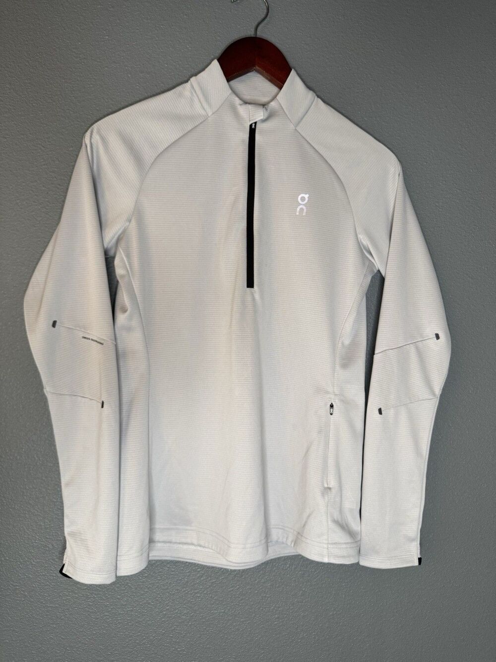 On Running Climate Shirt Womens XS White Quarter Zip Pullover